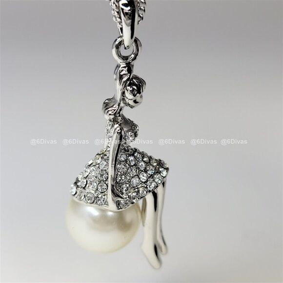 Crystal Ballerina On a Pearl Pendant Necklace - Picture 3 of 12